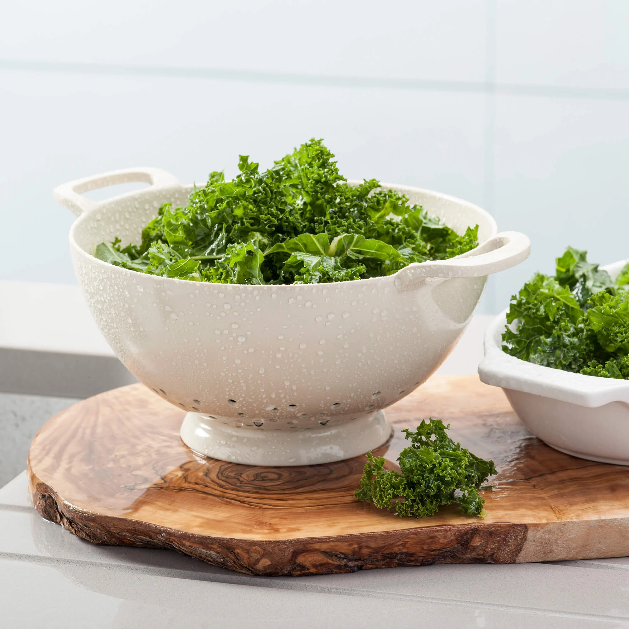 Premium Melamine Colander, Medium 20cm - Image 4