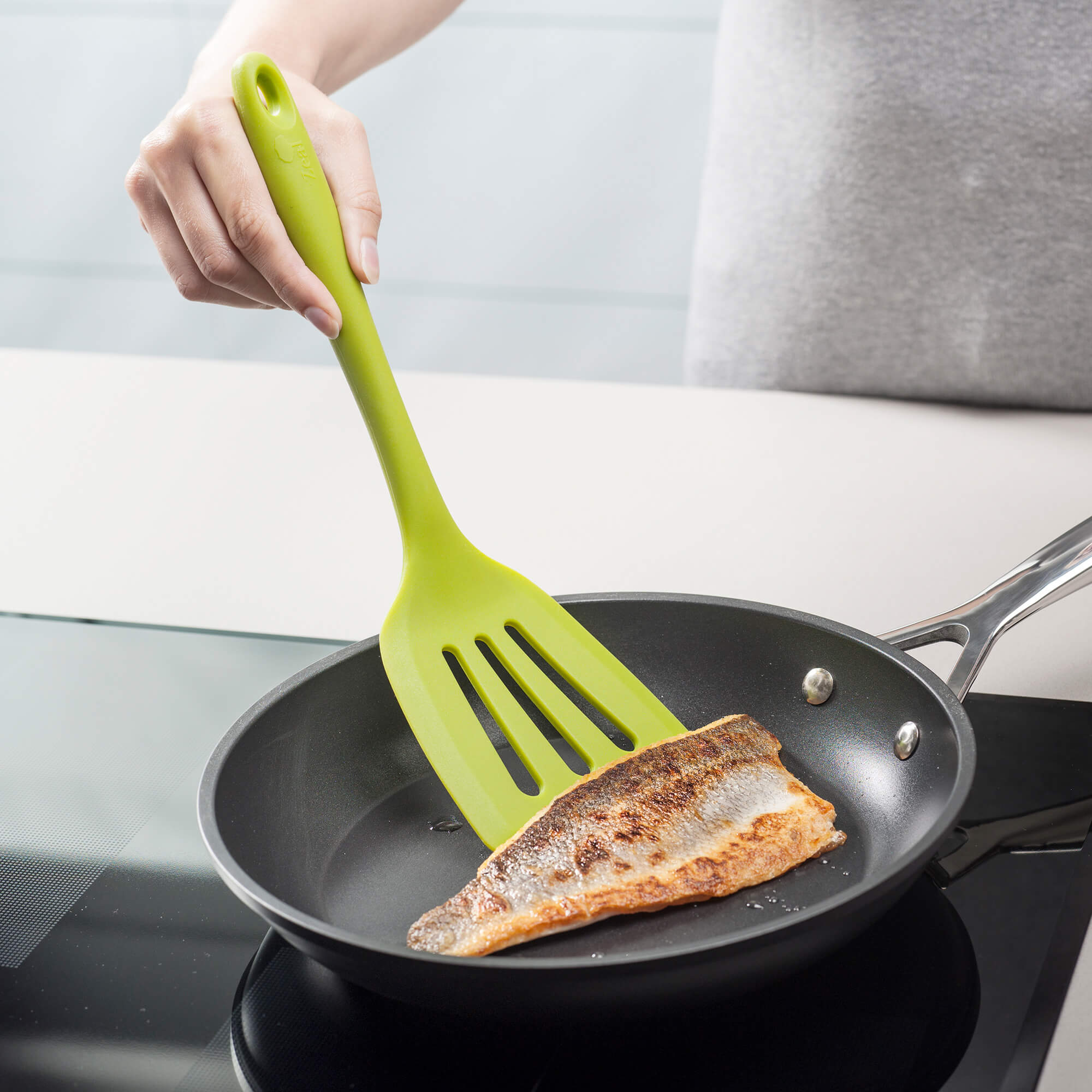 Silicone Flexible Slotted Turner, 30cm - Image 12