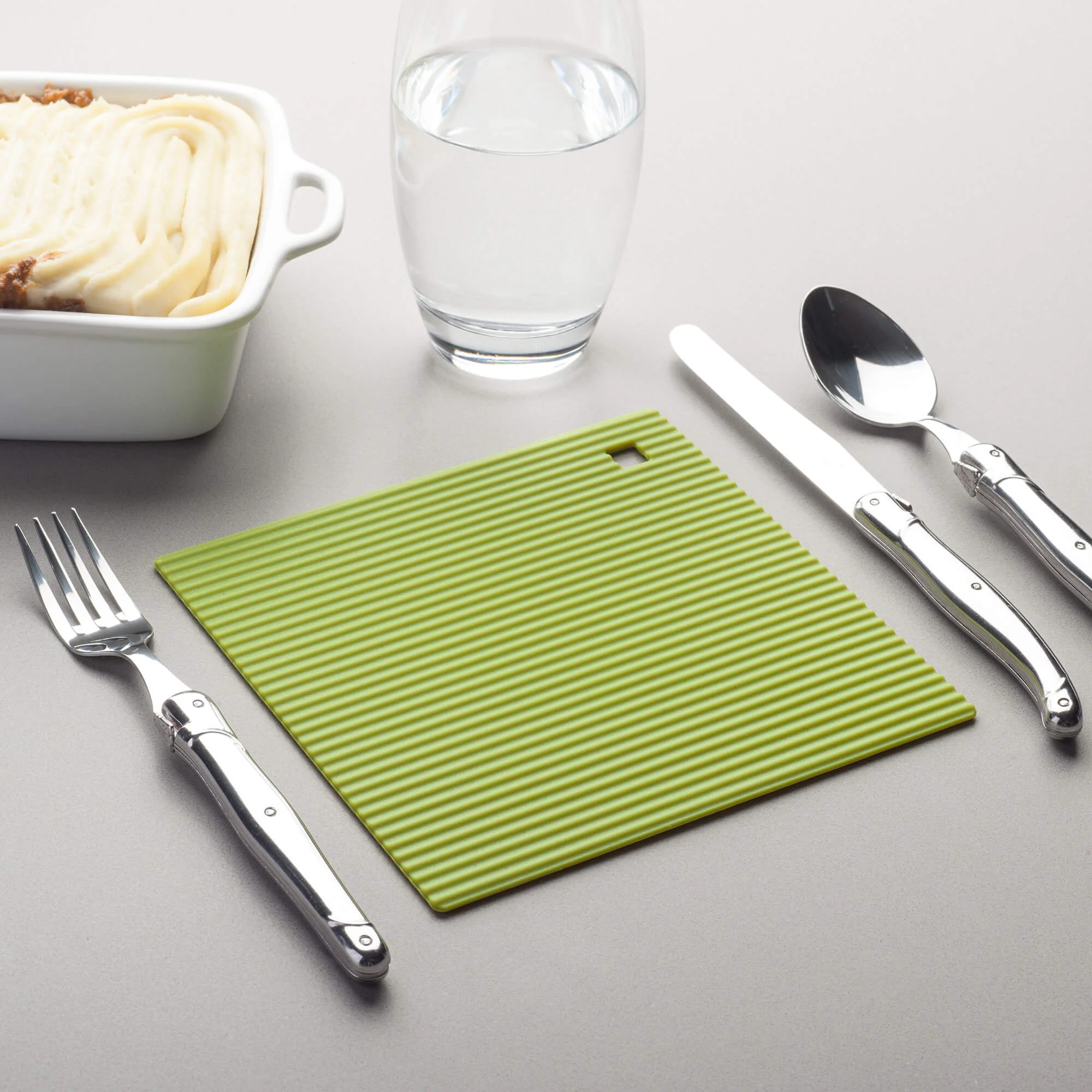 Silicone Heat Resistant Trivet Mat, 18cm - Image 14