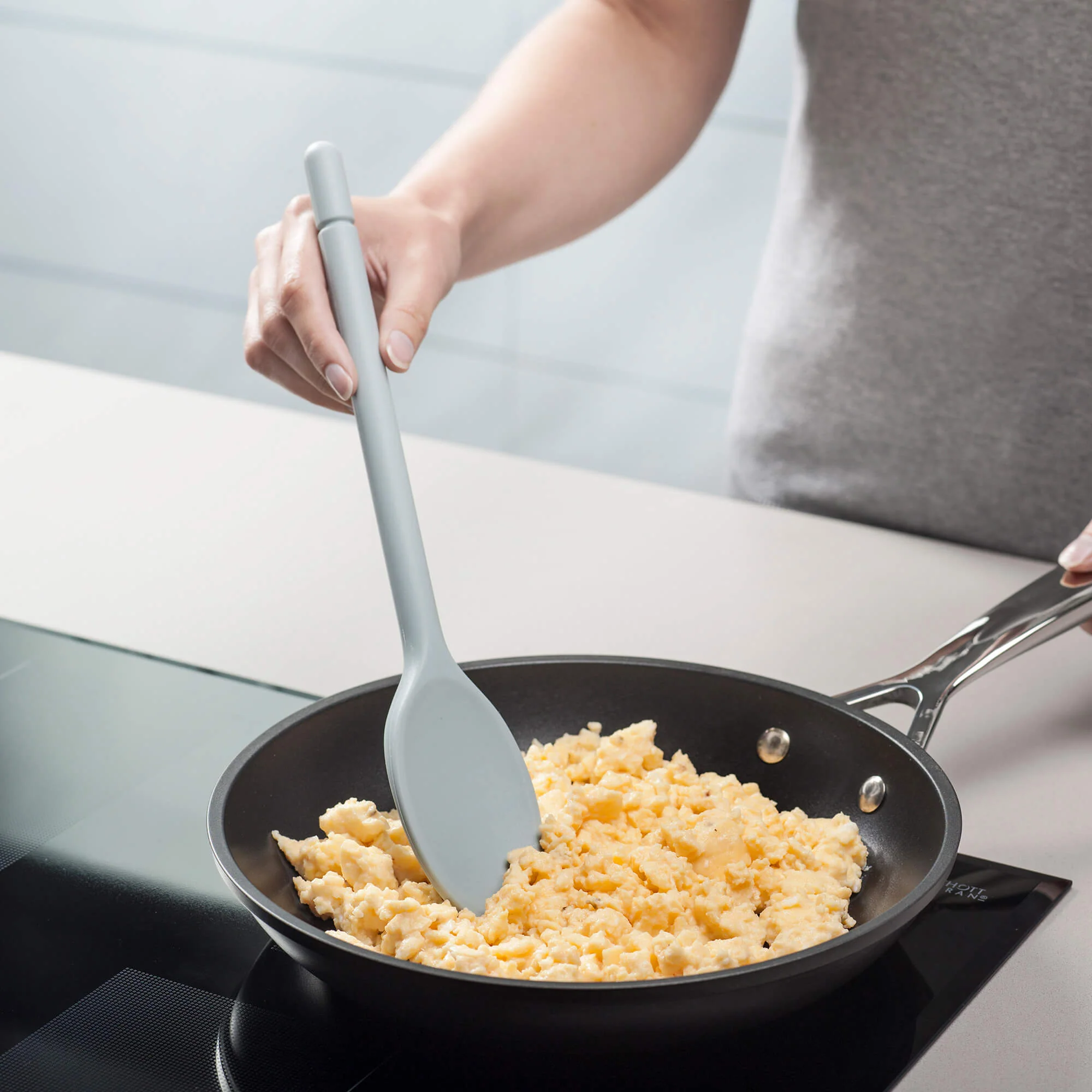 Traditional Silicone Cook’s Spoon 30cm - Image 12