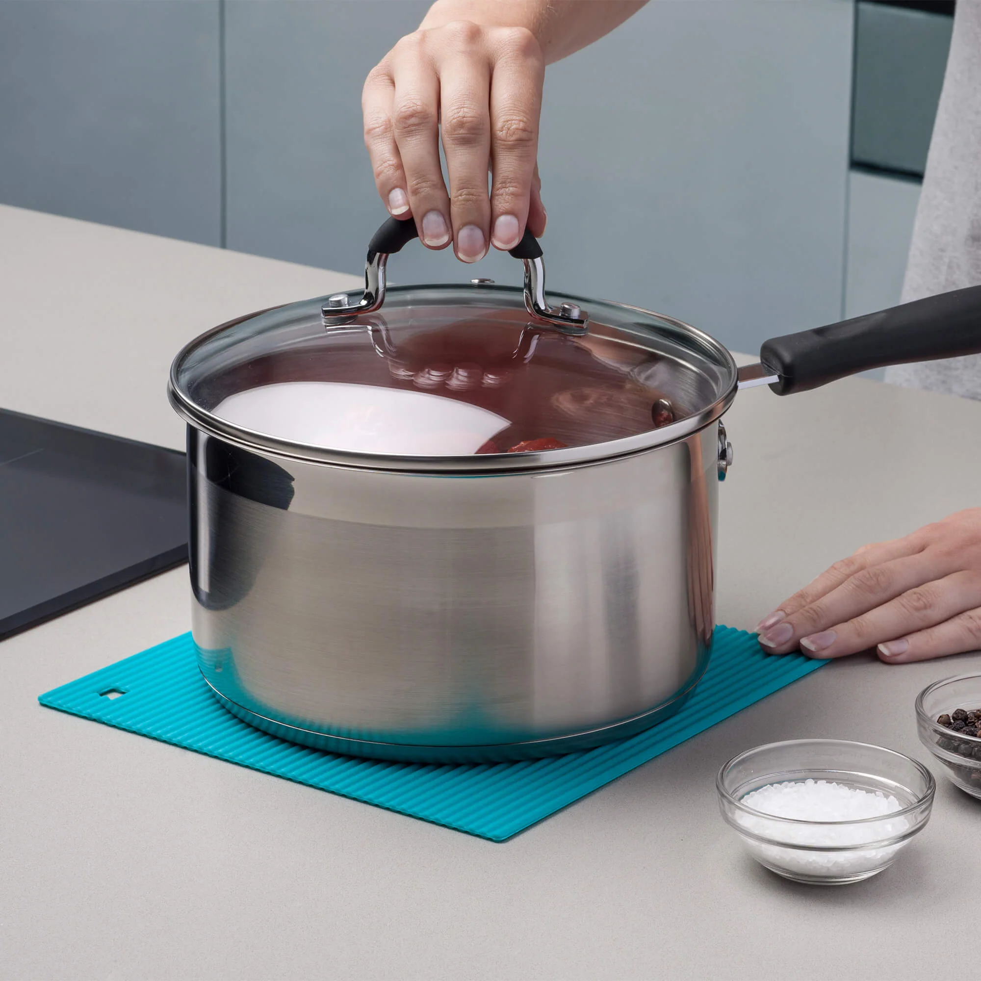 Silicone Heat Resistant Trivet Mat, Large, 22cm - Image 13