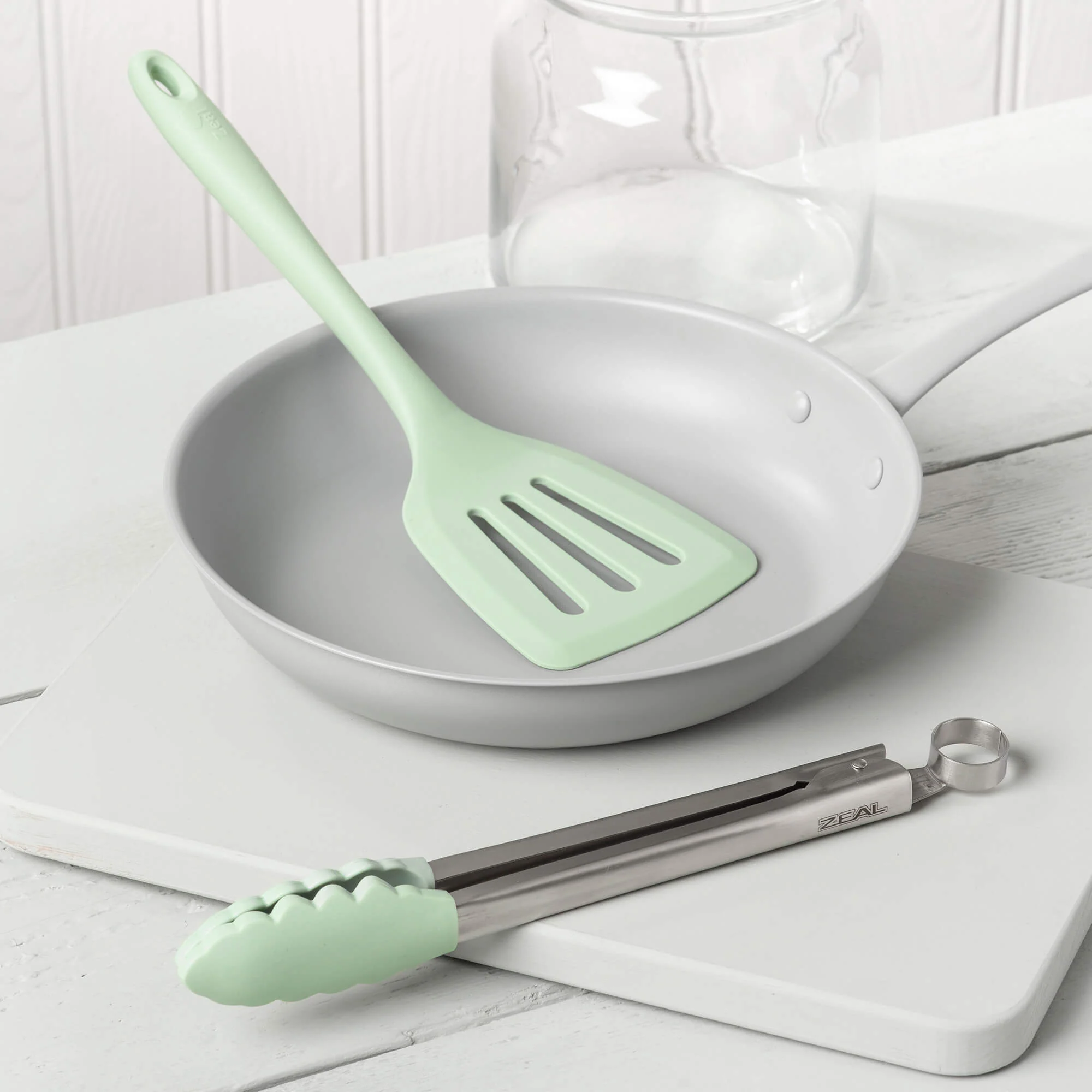 Kitchen Tongs & Slotted Turner Set - Image 10