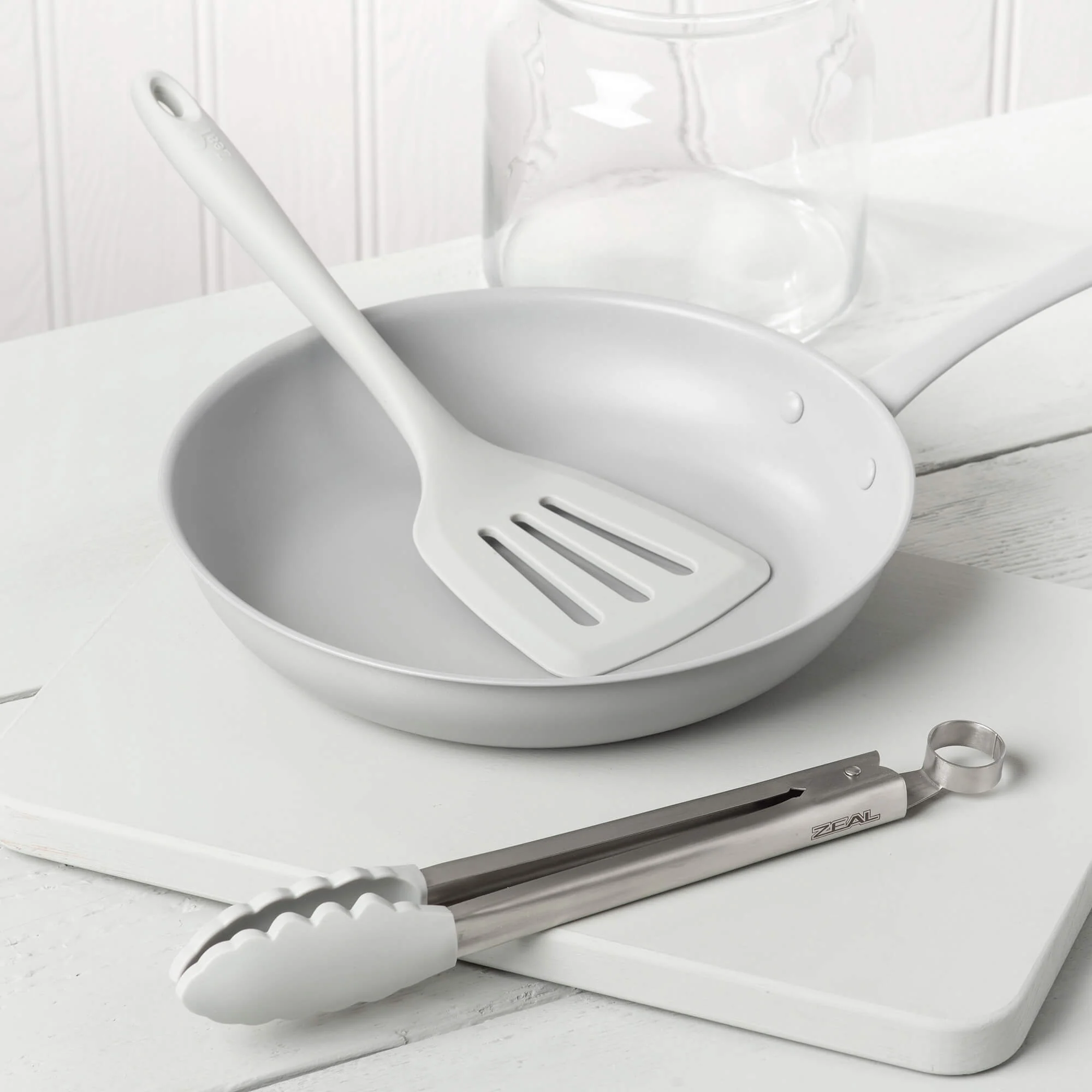 Kitchen Tongs & Slotted Turner Set - Image 12