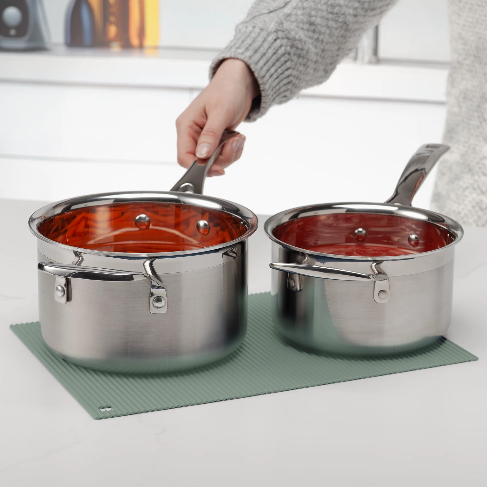 Jumbo Silicone Trivet Mat, Extra Large, 36cm x 24cm - Image 4